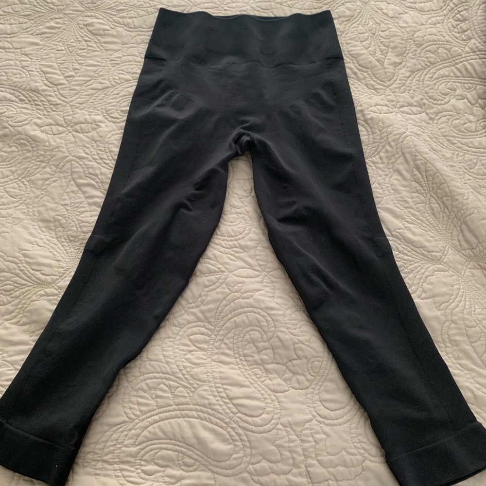 Lululemon In the Flow Tight